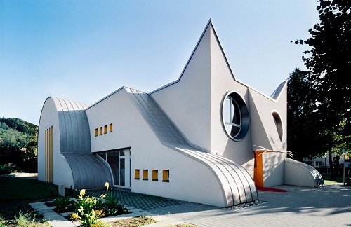 Delve into the drama of Postmodern architecture - Construction