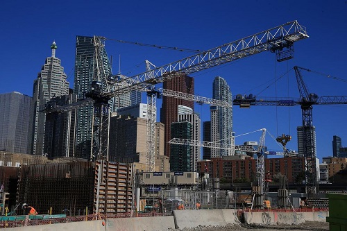 Toronto looks at forcing new condo developers to dedicate 10 per cent of residential space to affordable housing