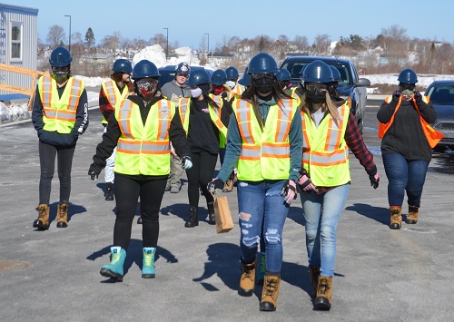 Women encouraged to explore careers in construction industry