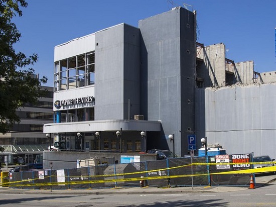 building collapses in North Vancouver