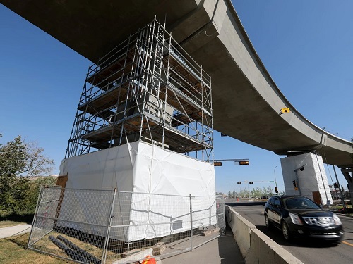 concrete pillars