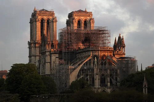 Notre-Dame Repair