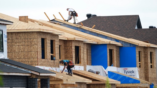 Canada decline home construction