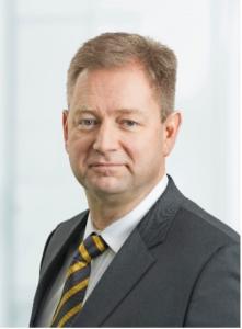 headshot image of Thomas Falck, Senior Advisor, WAVE Equity Partners