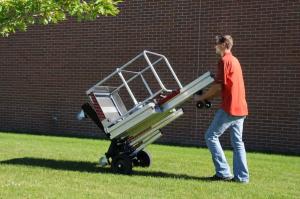 Picture of a person using the ReechCraft PowerLift